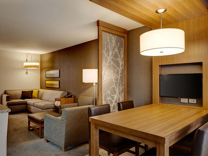 Hyatt Place Fashion Durable Wood Style Hotel Furniture
